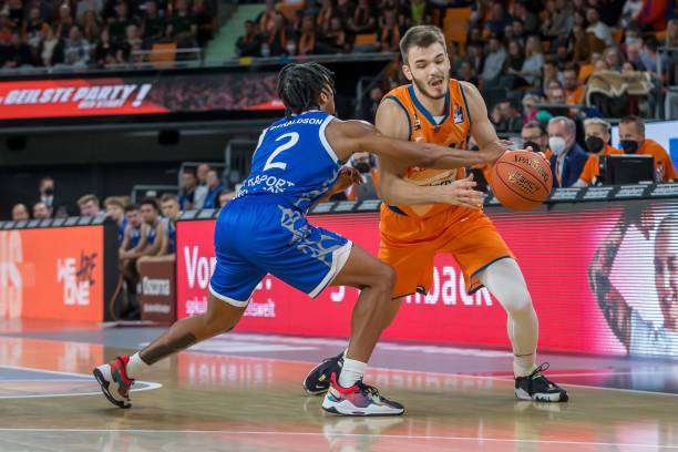 从战术层面 从战术层面