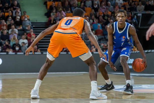 打下了坚实 打下了坚实