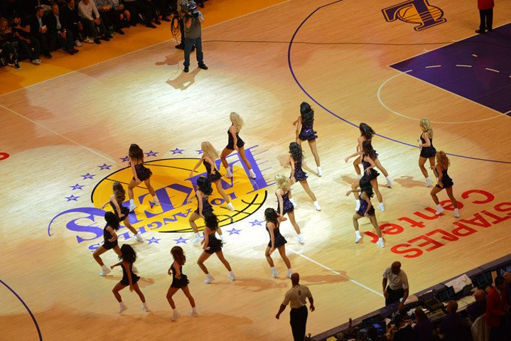 吸引了来自 吸引了来自